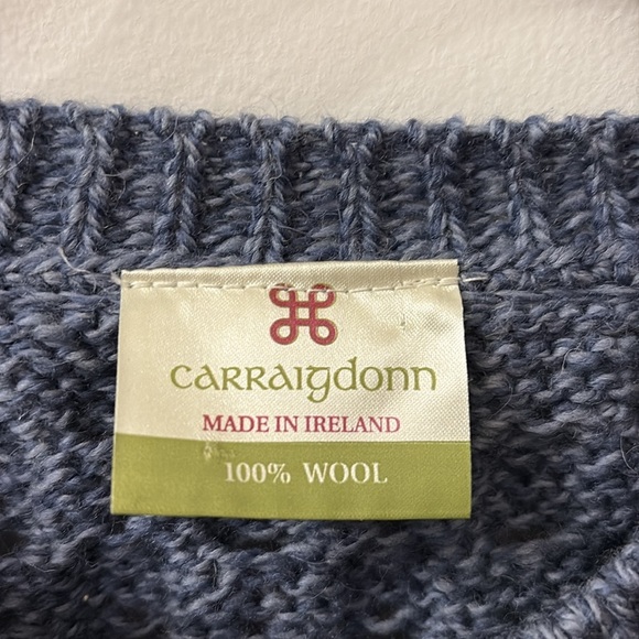 Carraig Donn Cozy Blue Cable Knit cardigan - medium - 100% wool - Picture 2 of 4